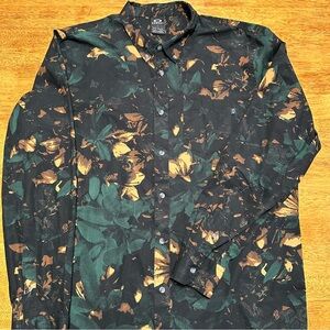 Oakley Long Sleeve Button-Up